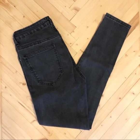 Boohoo Jenna High Rise Ankle Grazer Jeans Black - Picture 2 of 6